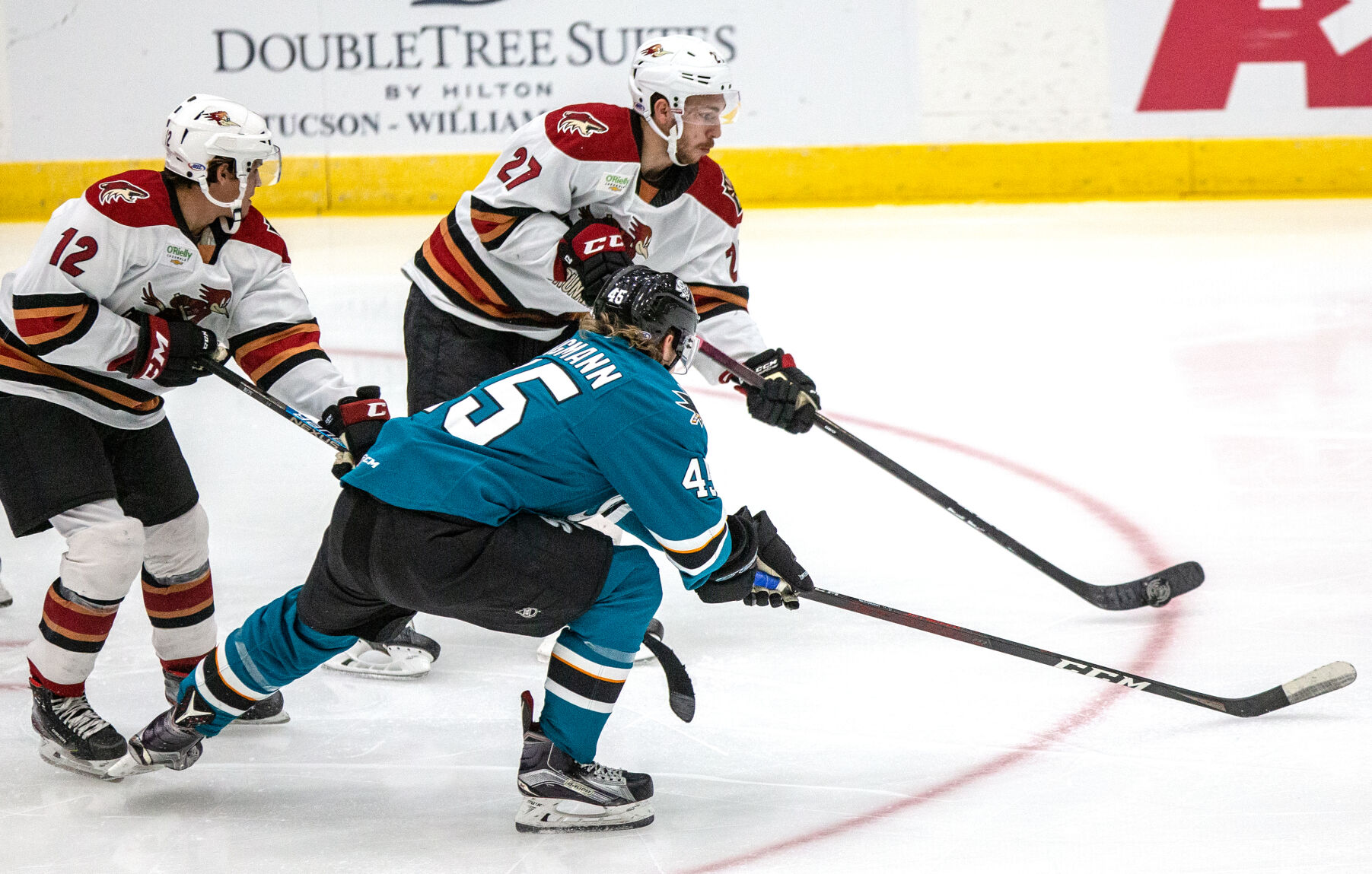 Roadrunners Vs Barracuda